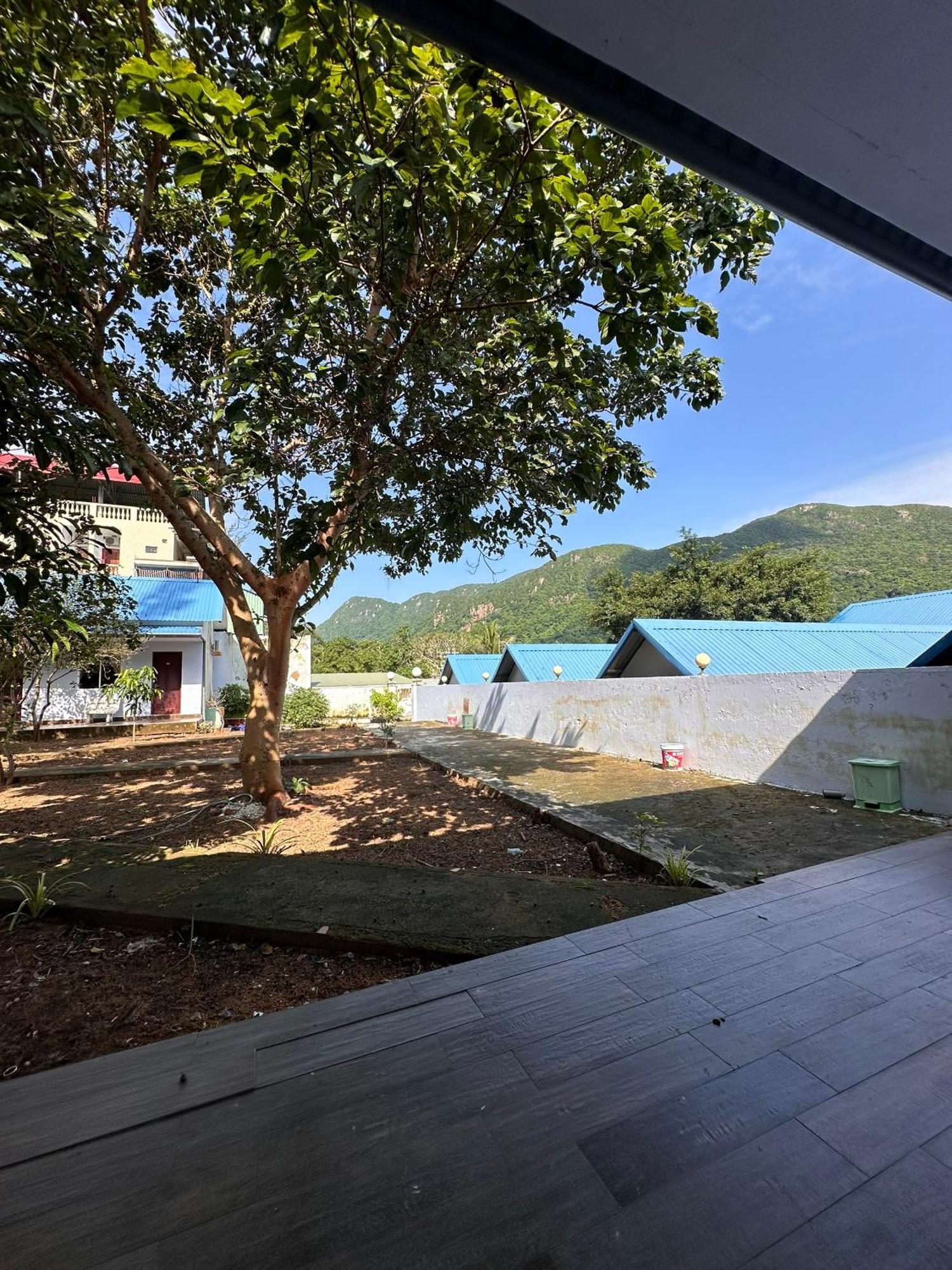 Bungalow Hotel Chi Khu Co Ong Exterior foto