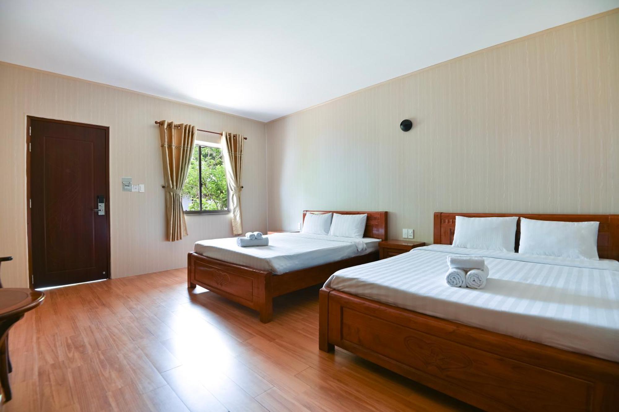 Bungalow Hotel Chi Khu Co Ong Exterior foto